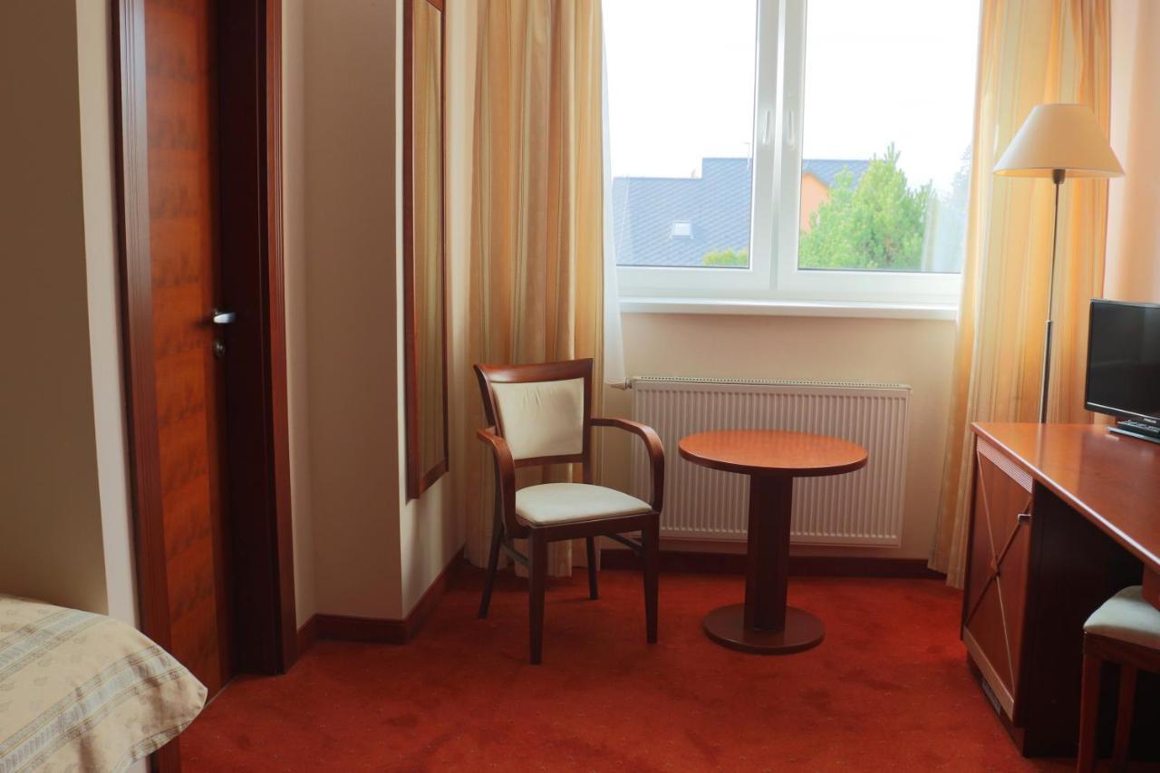 Komorni Hurka Egra  Extérieur photo